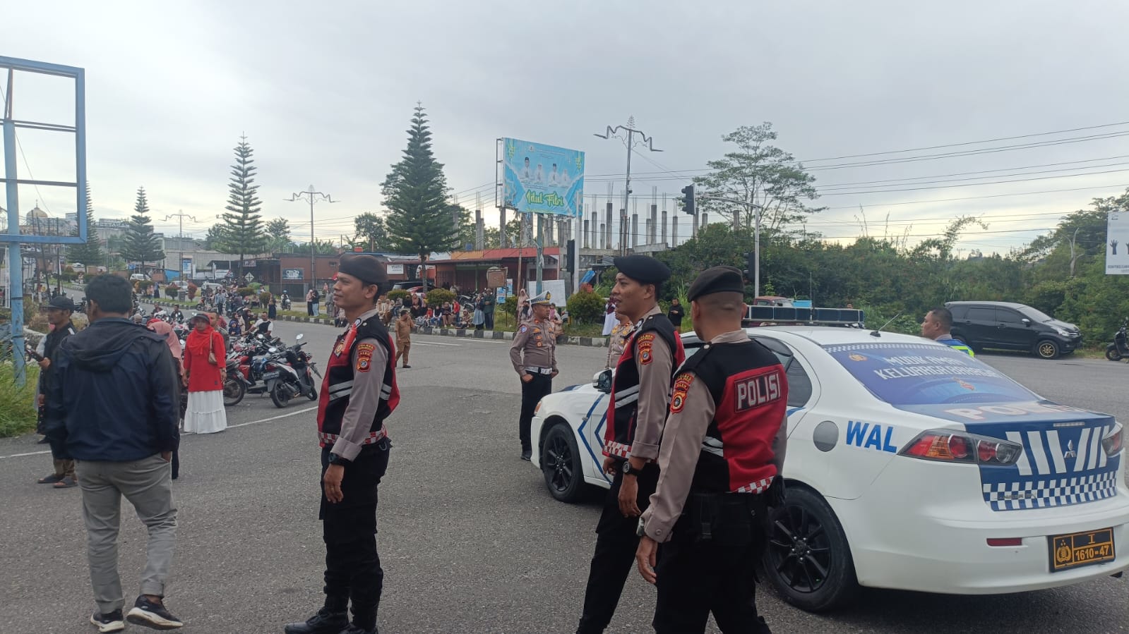 Personel Polres Bener Meriah Kawal Karnaval HUT RI, Pastikan Rangkaian Kegiatan Berjalan Aman